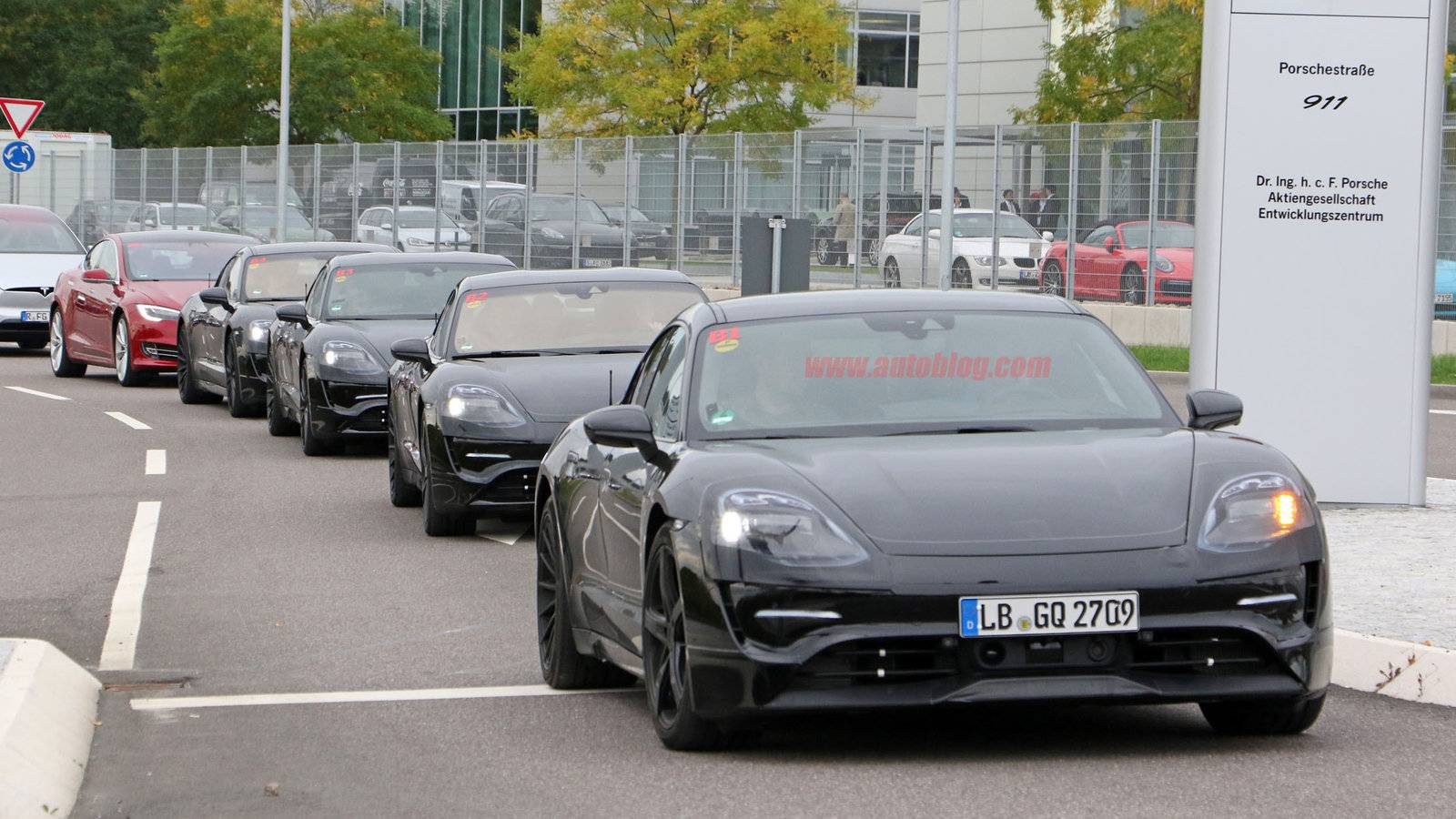 Porsche Taycan Porsche Taycan Sport Turismo Wagon Caught Winter Testing in Sweden porsche-mission-e-close-tesla-3-copy-1