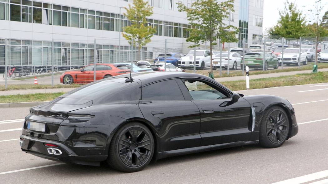 Porsche Taycan Taycan prototype looking great in motion. Now with video and sound! porsche-taycan-11-1
