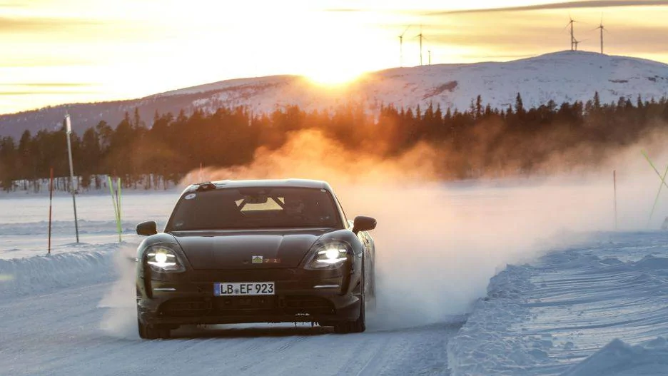 Porsche Taycan CNET Rides & Reviews Top-Trim Porsche Taycan "Turbo" 2020-porsche-taycan-first-ride-108