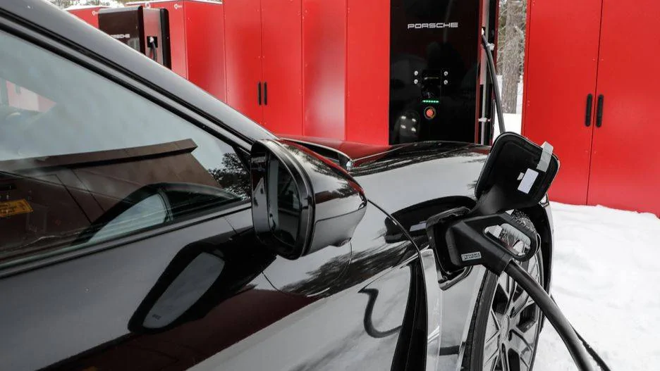 Porsche Taycan CNET Rides & Reviews Top-Trim Porsche Taycan "Turbo" 2020-porsche-taycan-first-ride-119