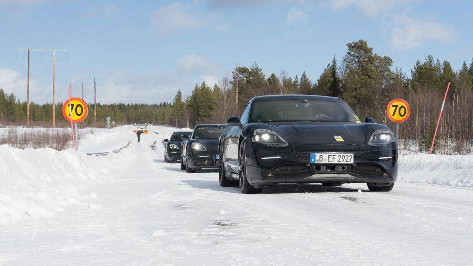 Porsche Taycan CNET Rides & Reviews Top-Trim Porsche Taycan "Turbo" 2020-porsche-taycan-first-ride-57-of-78