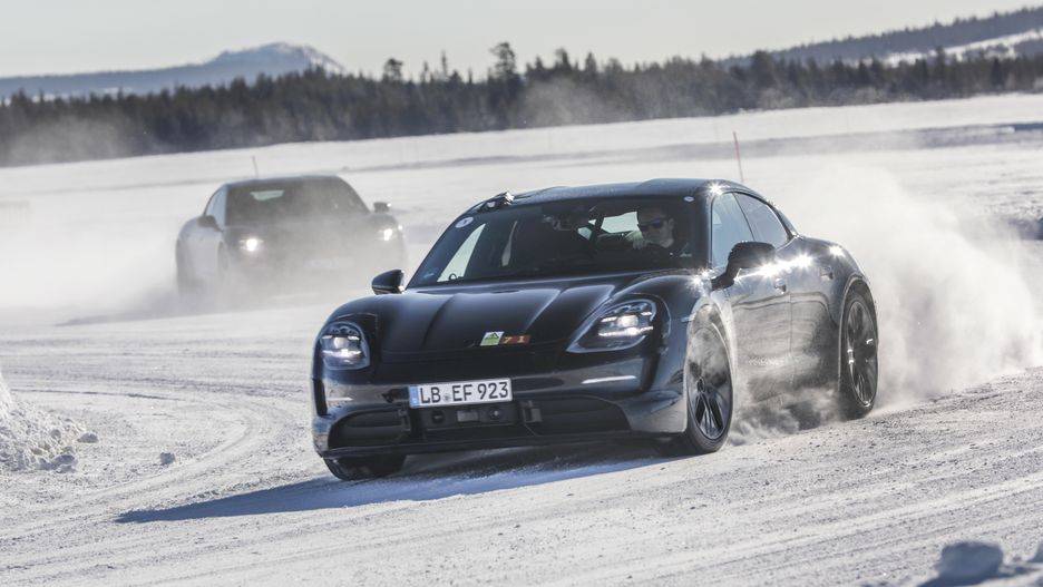 Porsche Taycan CNET Rides & Reviews Top-Trim Porsche Taycan "Turbo" 2020-porsche-taycan-first-ride-100-