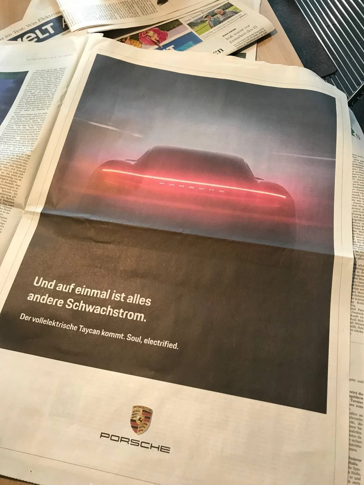 Porsche Taycan Taycan advertisements bb680814-552f-4c95-b312-3453cf4890aa