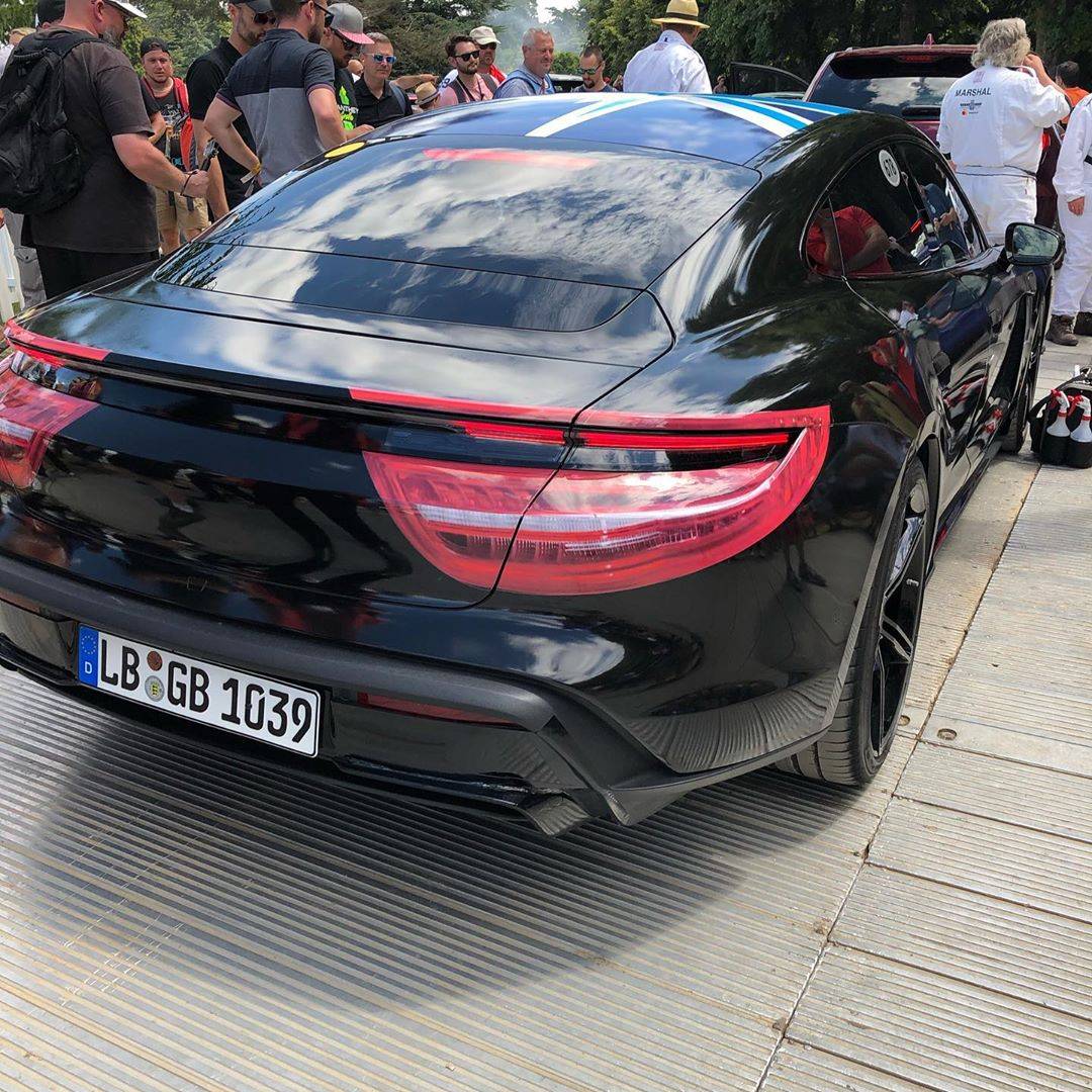 Porsche Taycan Taycan drops camo revealing headlights, tail lights, rear side window 64844555_573871633017975_5665844995566810219_n