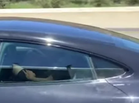 Porsche Taycan 2020 Porsche Taycan spy pics & videos Screenshot_20190723-104250~2