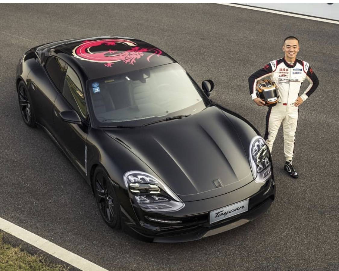 Porsche Taycan 2020 Porsche Taycan spy pics & videos 9B179FE4-525F-4391-B38D-495641A1516F