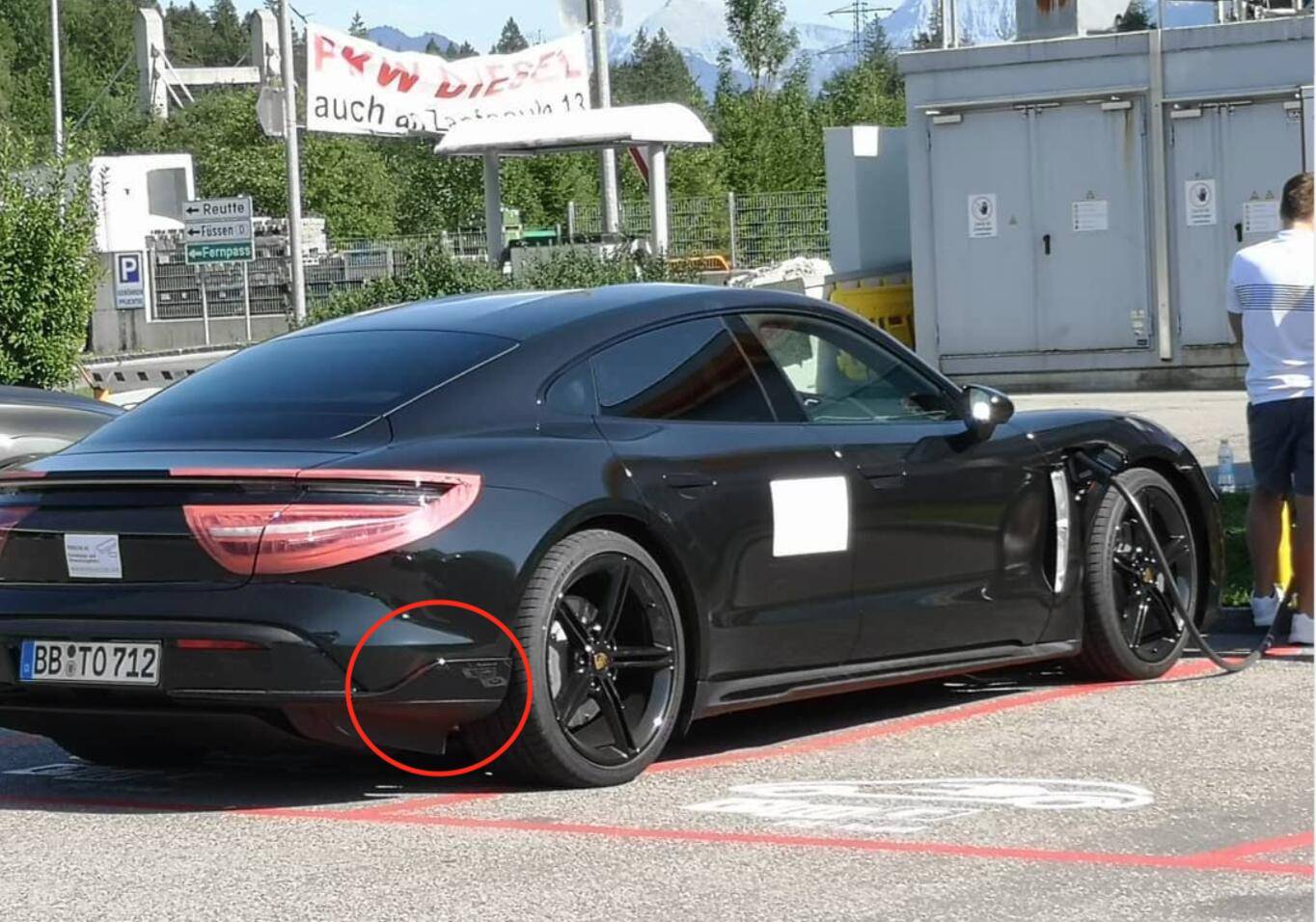 Porsche Taycan 2020 Porsche Taycan spy pics & videos Screen Shot 2019-08-11 at 4.51.14 PM