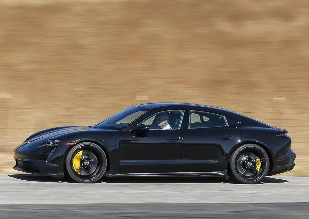 Porsche Taycan 2020 Porsche Taycan spy pics & videos py3jt0