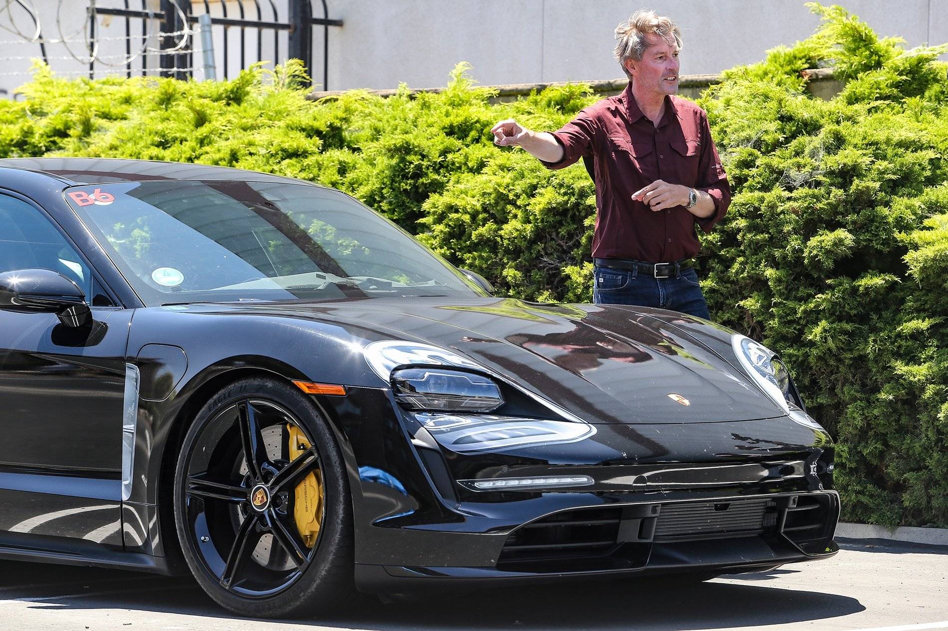 Porsche Taycan 2020 Porsche Taycan spy pics & videos Porsche-Taycan-03