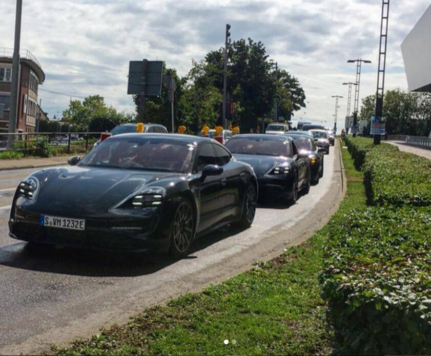Porsche Taycan 2020 Porsche Taycan spy pics & videos Capture.PNG