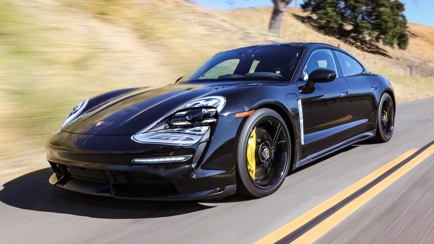 Porsche Taycan 2020 Porsche Taycan spy pics & videos 2020-Porsche-Taycan-front-three-quarter-in-motion-2