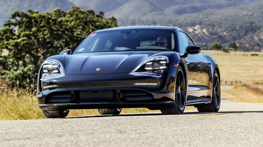 Porsche Taycan 2020 Porsche Taycan spy pics & videos 2020-Porsche-Taycan-front-three-quarter-2