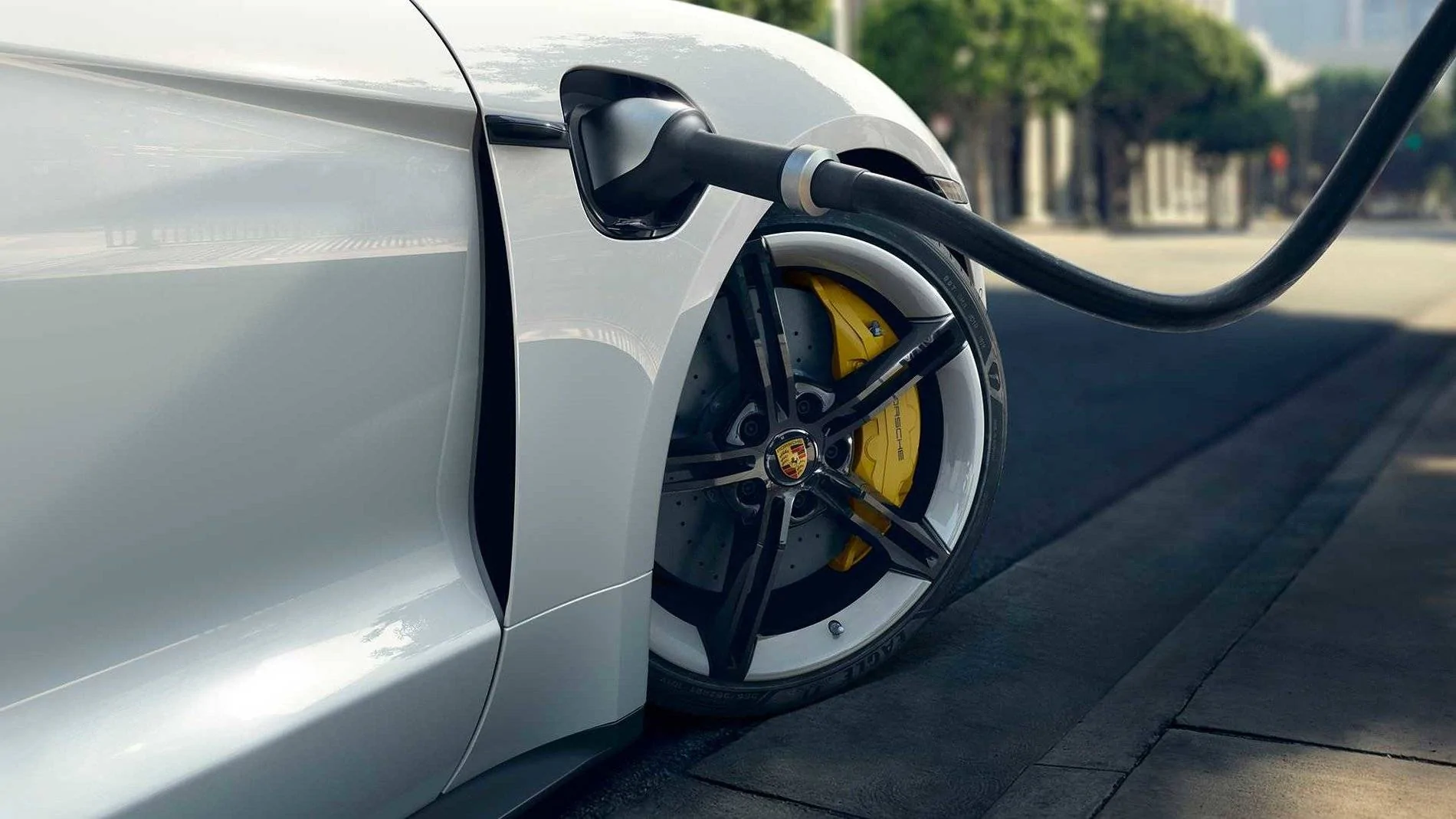 Porsche Taycan Porsche Taycan World Reveal. Watch Live Feed and React Here 2020-porsche-taycan (15)