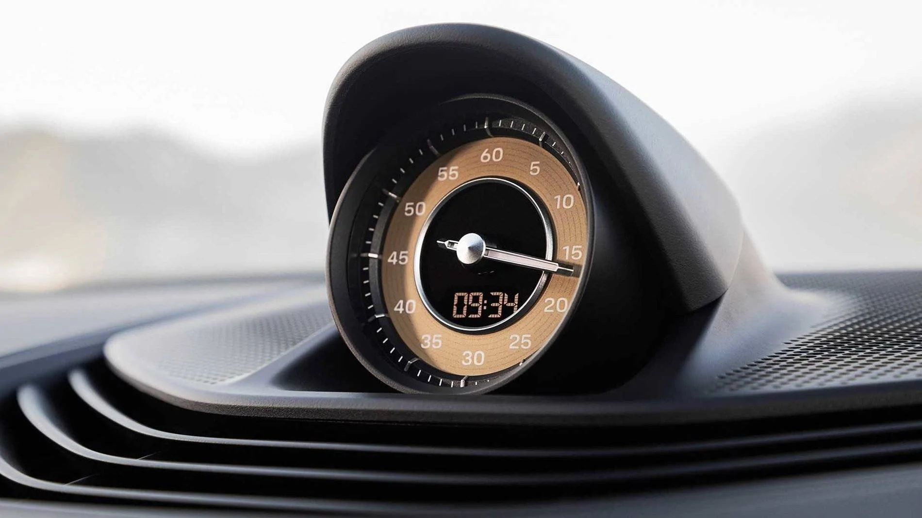Porsche Taycan Porsche Taycan World Reveal. Watch Live Feed and React Here 2020-porsche-taycan (19)