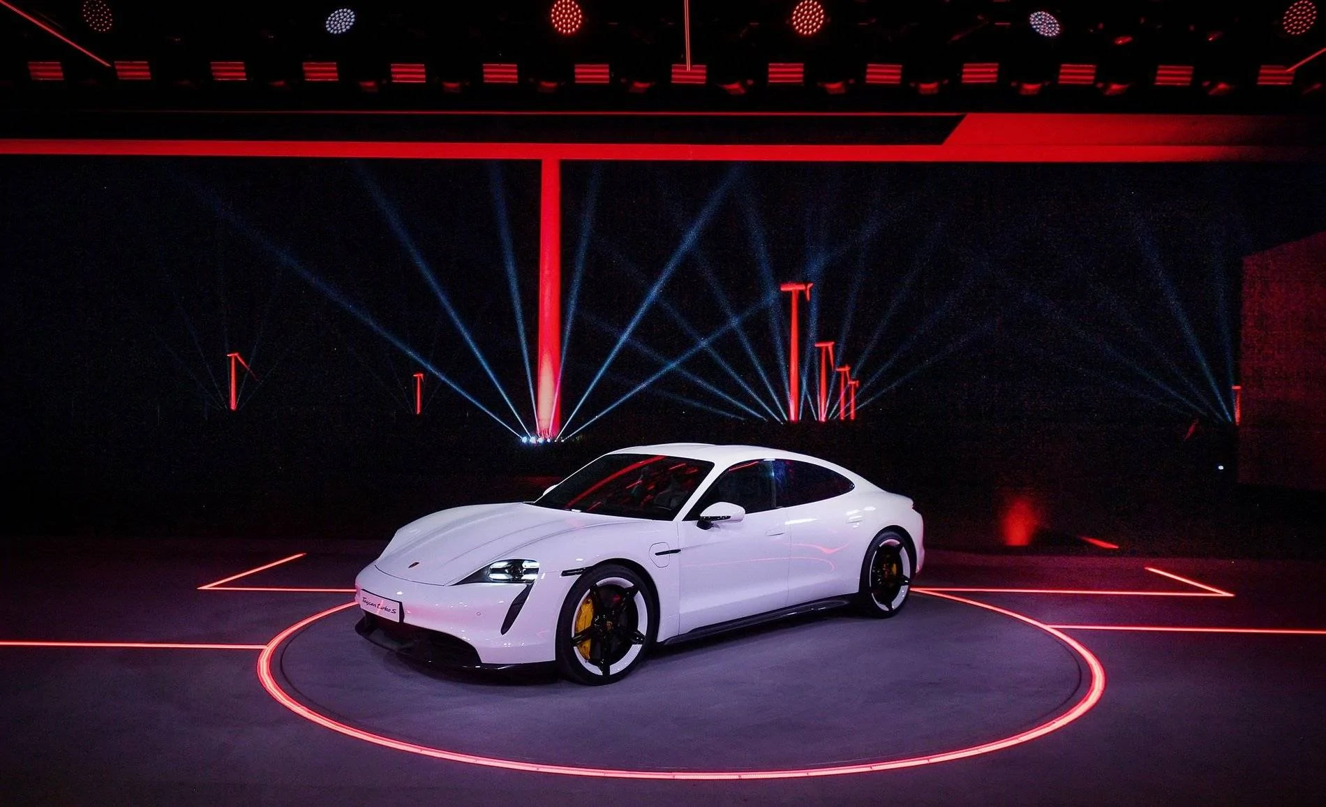 Porsche Taycan Porsche Taycan World Reveal. Watch Live Feed and React Here ed8b1492-2020-porsche-taycan-unveiled-27