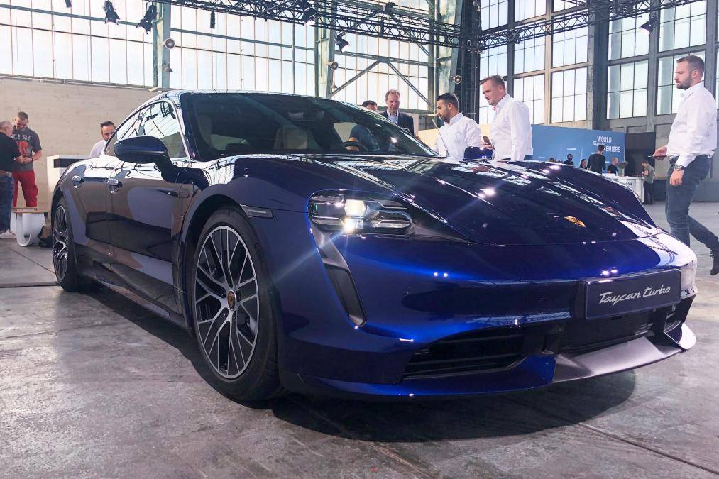 Porsche Taycan GENTIAN BLUE Taycan Club image-from-ios