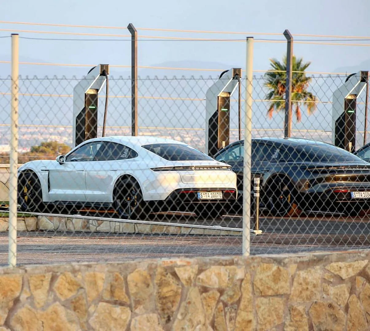 Porsche Taycan Taycans spotted in the wild 67436073_671359690042008_1291752028164642259_n