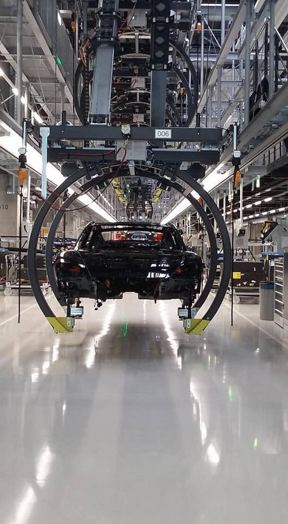 Porsche Taycan Official: Tayan Production will begin on time - September 9 69686815_1233229020189648_7435402779599831040_n