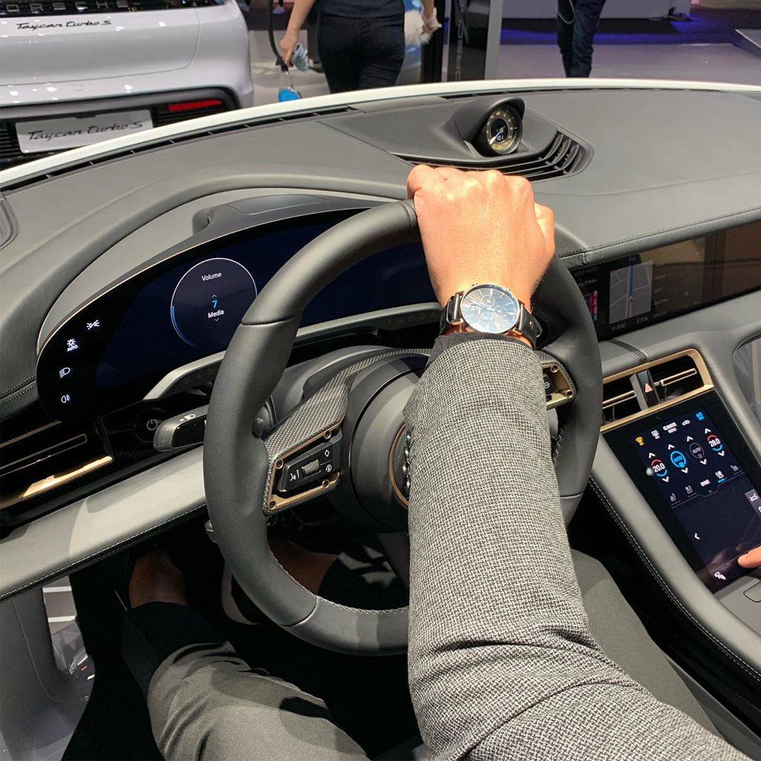 Porsche Taycan Frankfurt 2019 69012379_128346978468937_271358225929479083_n