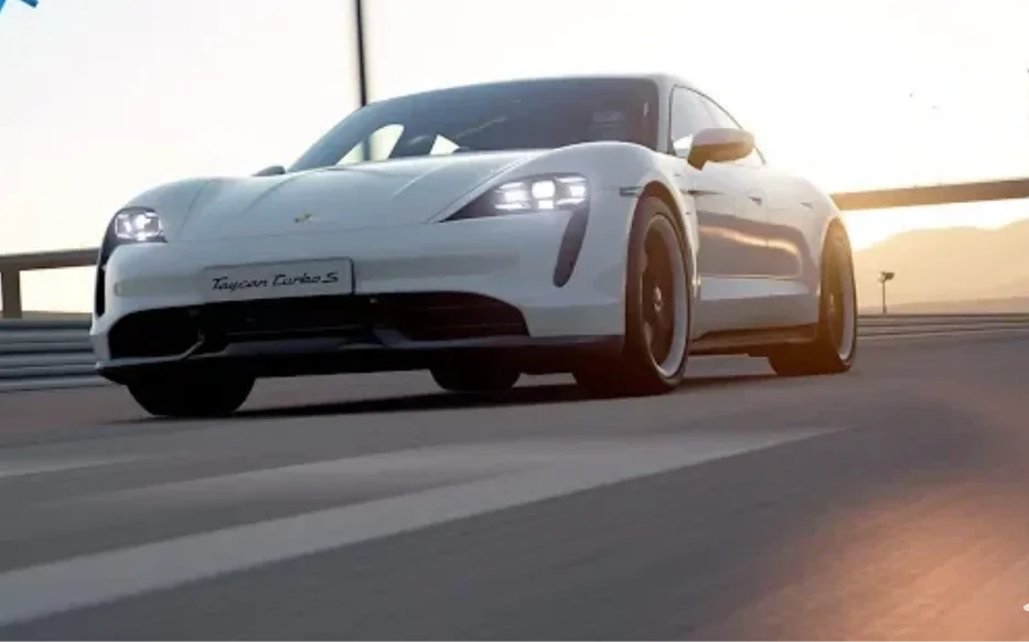 Porsche Taycan Taycan at speed! Screenshot_20190915-201412