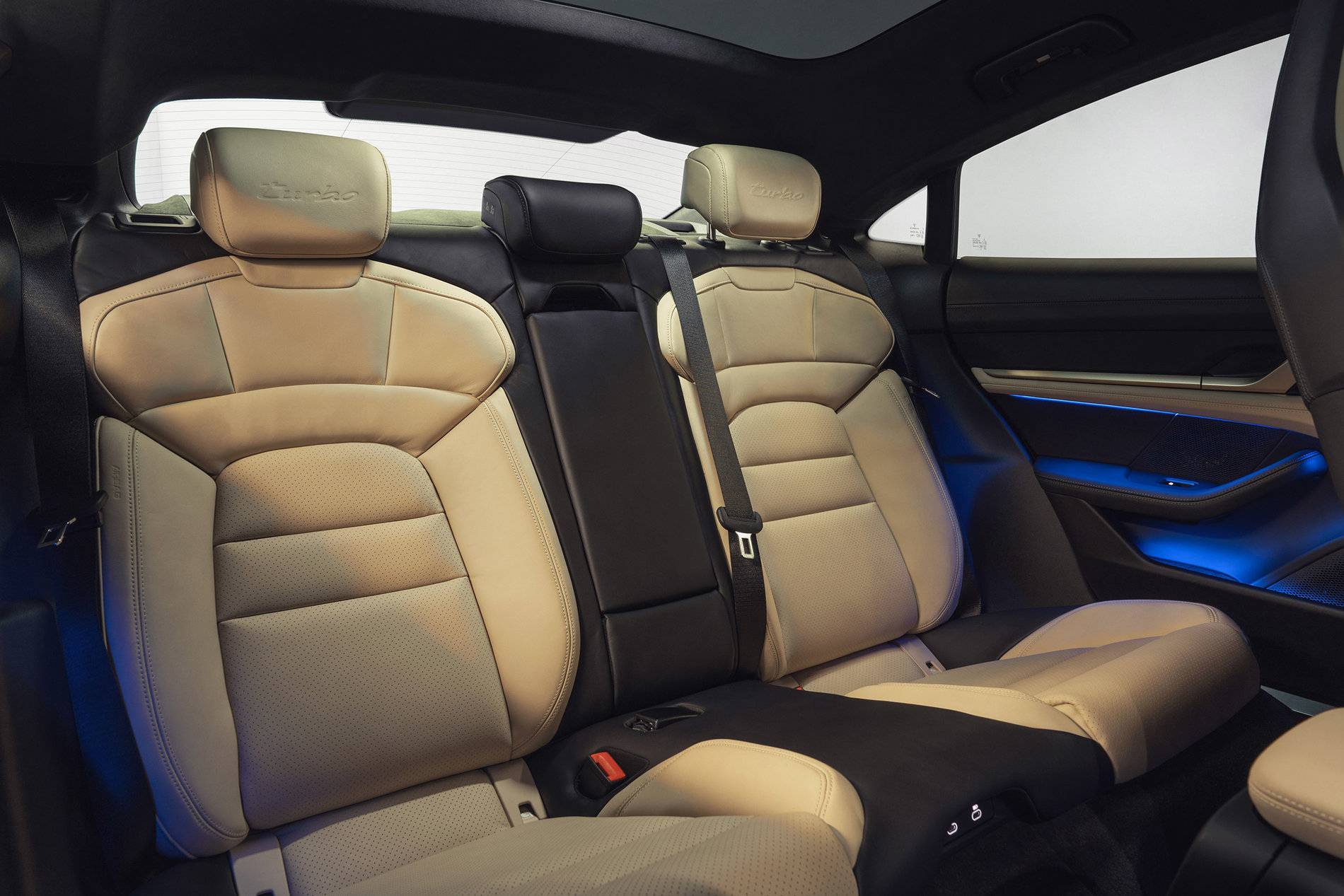 Porsche Taycan Images of back seats? 16_1 (1)