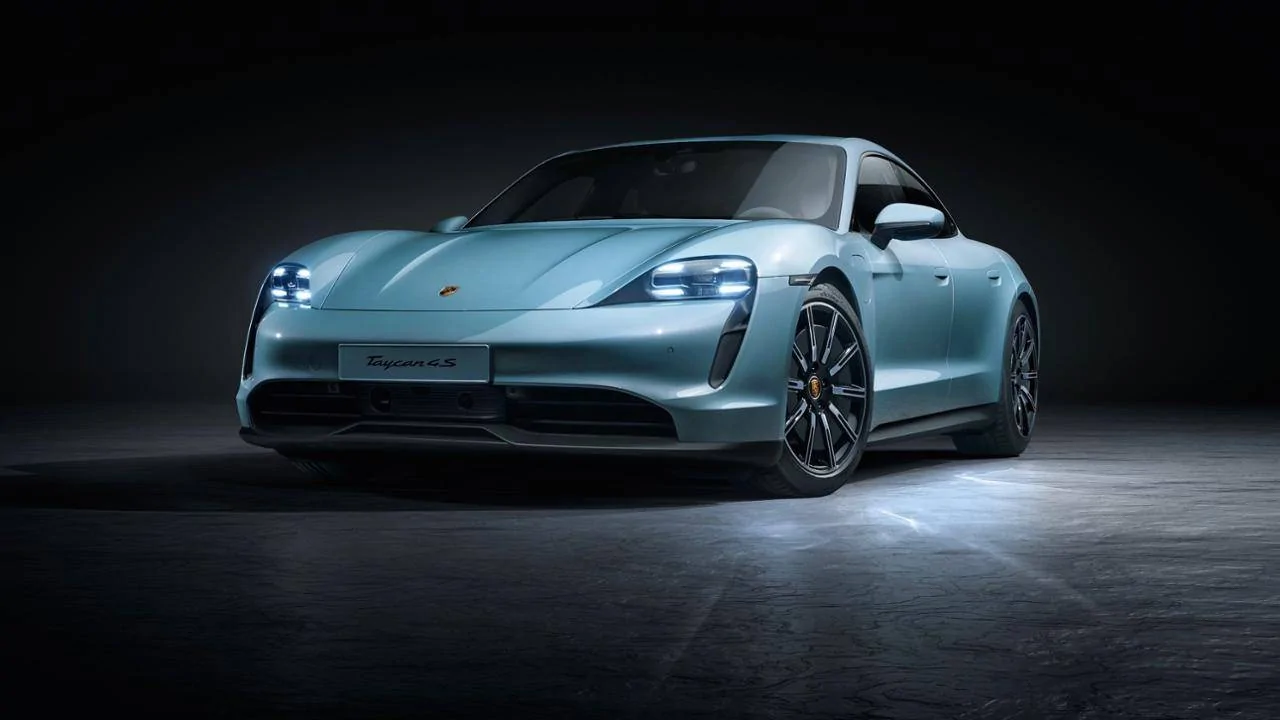 Porsche Taycan 2020 Taycan 4S Revealed by Porsche! low_taycan_4s_2019_porsche_ag-8
