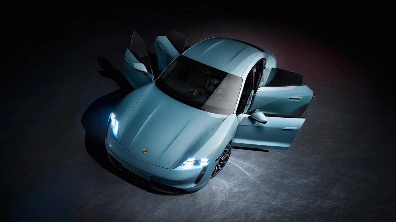 Porsche Taycan 2020 Taycan 4S Revealed by Porsche! low_taycan_4s_2019_porsche_ag-4