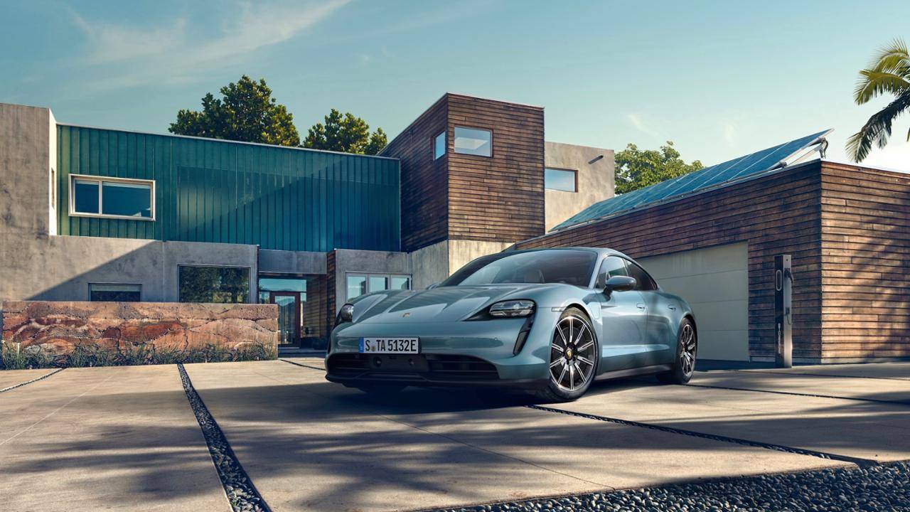 Porsche Taycan 2020 Taycan 4S Revealed by Porsche! low_taycan_4s_2019_porsche_a