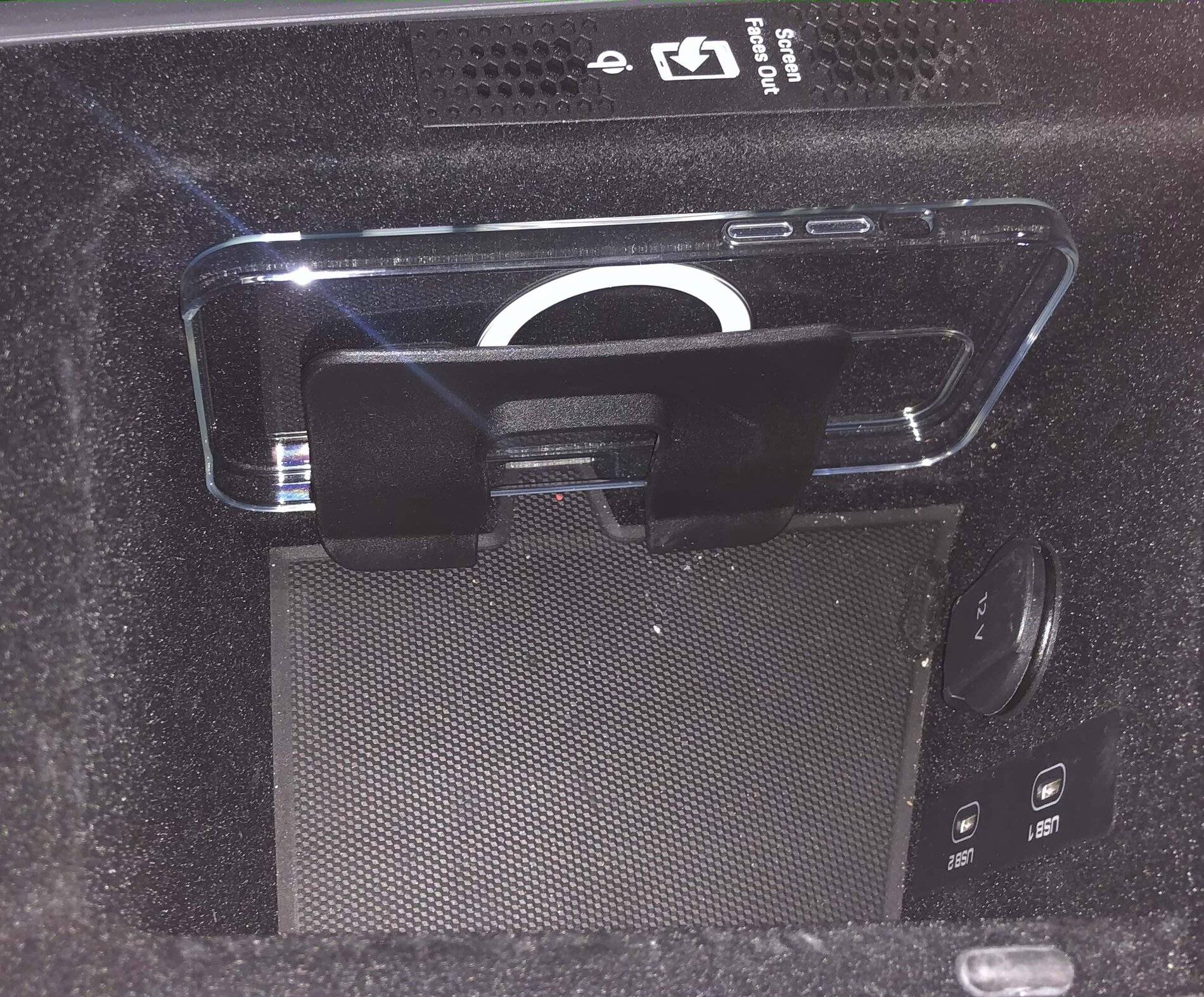Porsche Taycan PSA: iPhone 12Pro Max - will it fit in the wireless charging cradle? iphone 12 Pro Max in Taycan Wireless Cradle