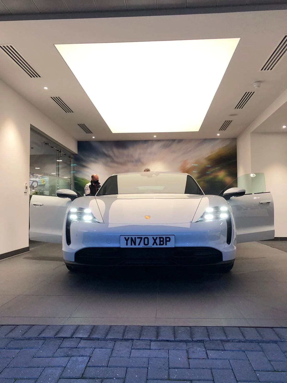 Porsche Taycan It's at the dealers, collecting tomorrow 094bf93c-d440-47d0-8351-c72840af4125