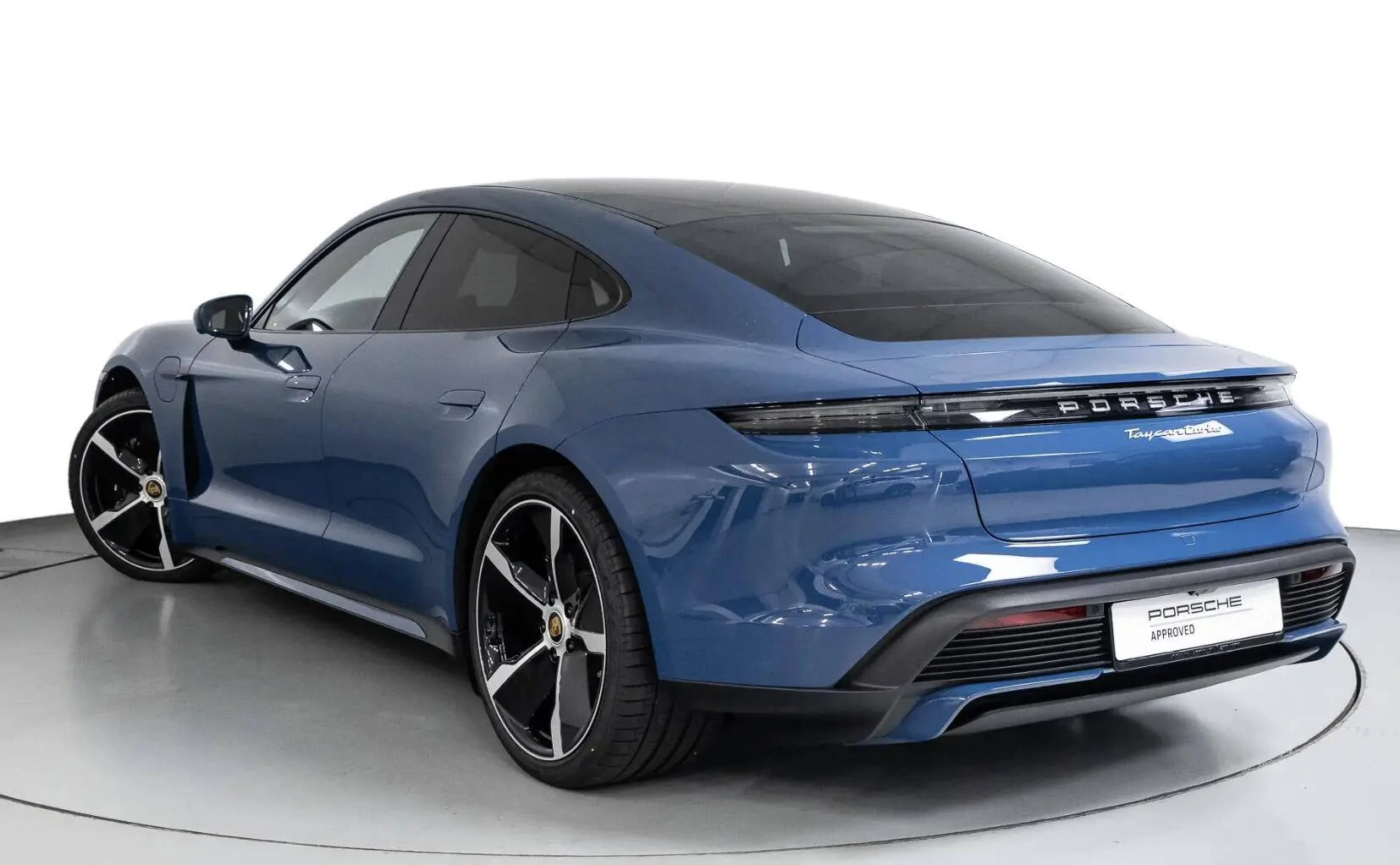 Porsche Taycan NEPTUNE BLUE Taycan Club Screenshot 2020-11-13 at 21.19.46
