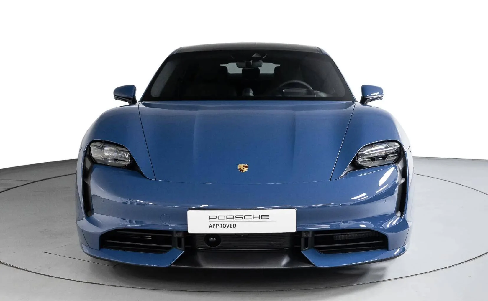 Porsche Taycan NEPTUNE BLUE Taycan Club Screenshot 2020-11-13 at 21.19.54