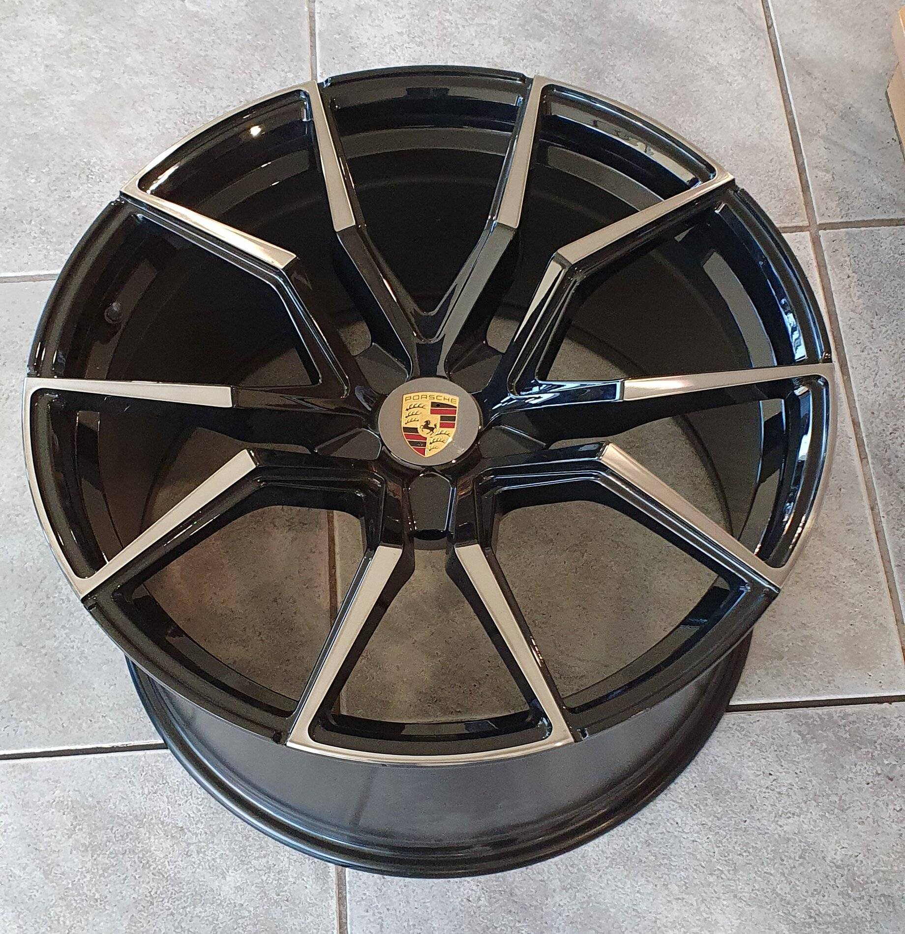 Porsche Taycan 20 inch wheels on a Turbo S?  (Winter Wheels) 20201114_155240