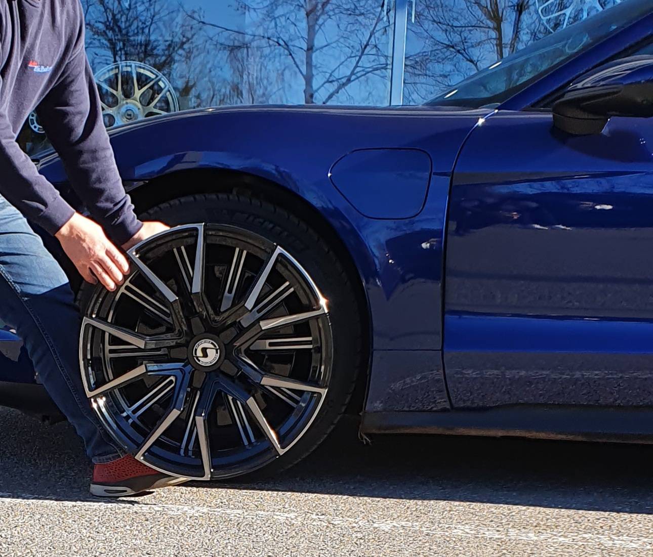 Porsche Taycan 20 inch wheels on a Turbo S?  (Winter Wheels) 20201114_155307