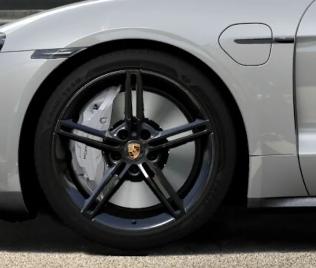 Porsche Taycan PSCB Brake Order Delay imag