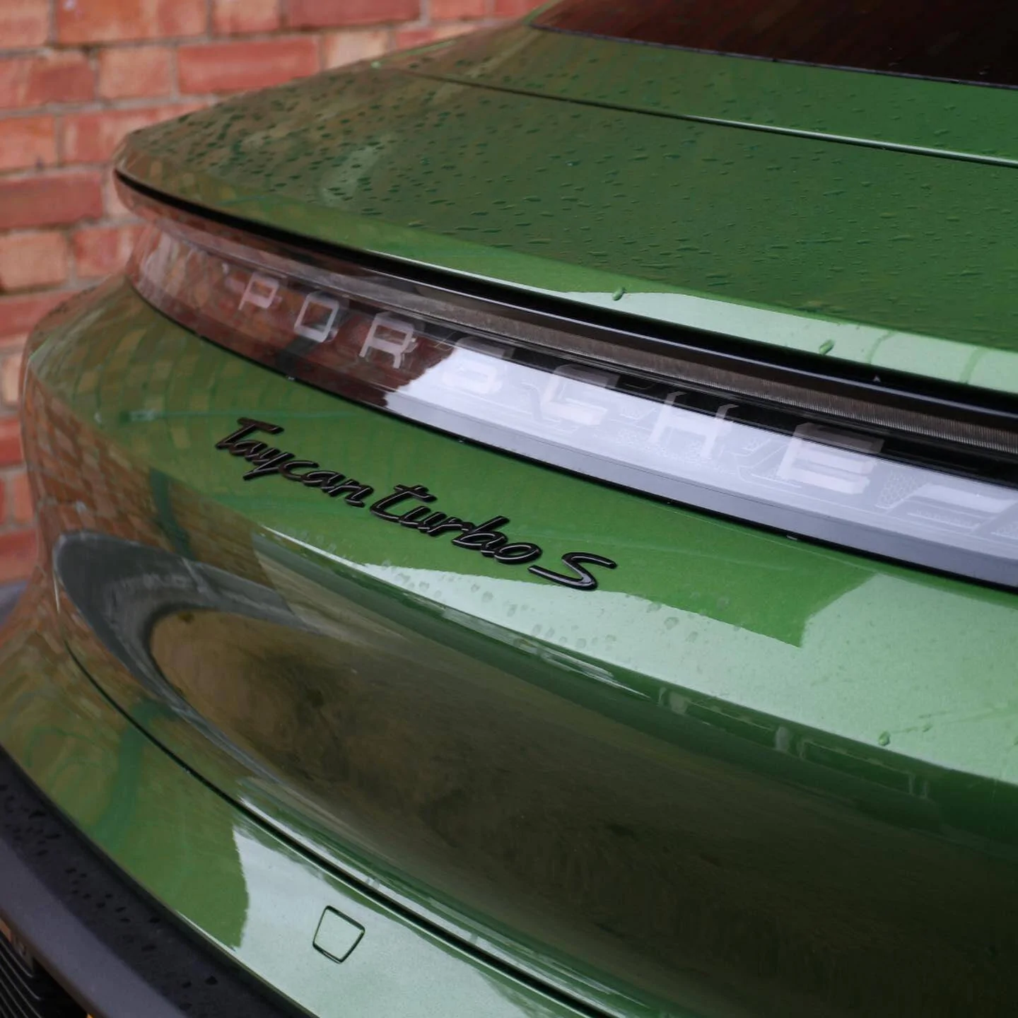 Porsche Taycan Another Mamba 1605900594522
