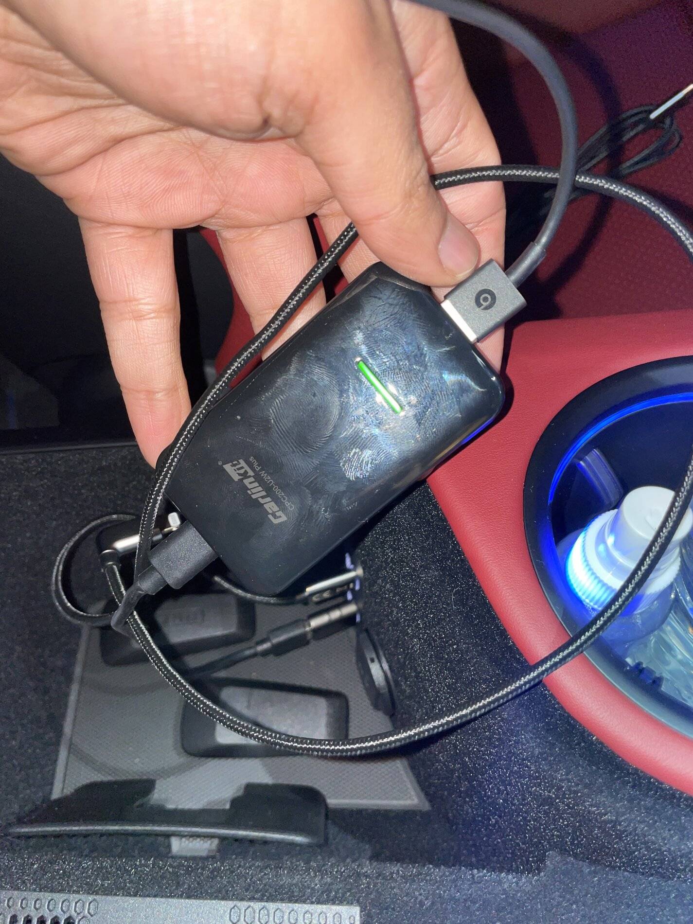 Porsche Taycan Model year 2020 wireless carplay image