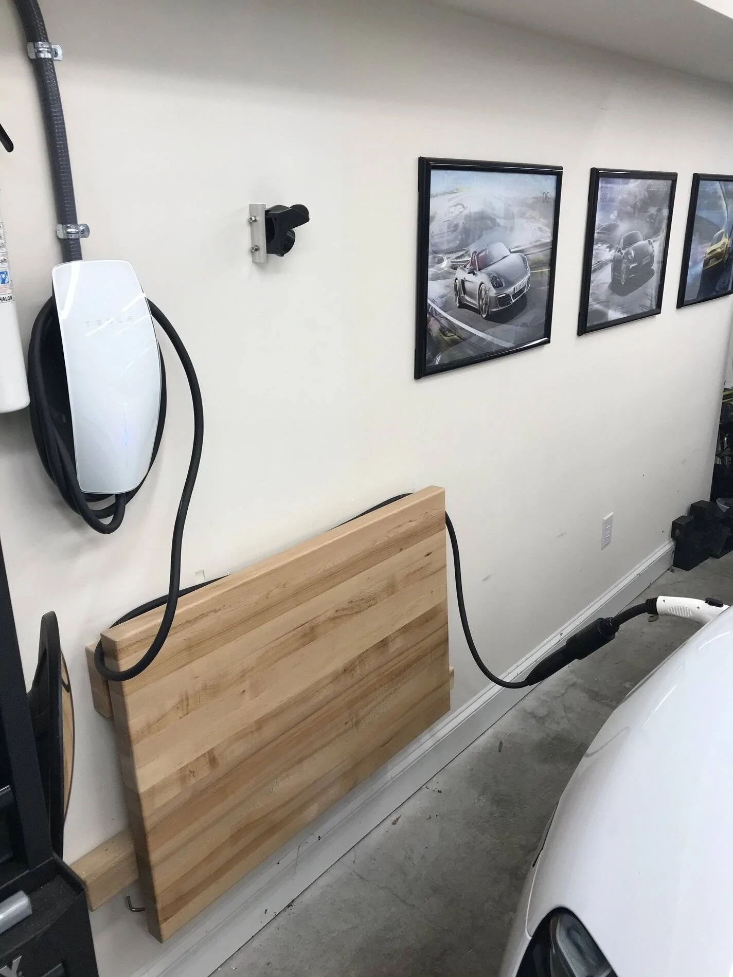 Porsche Taycan Show your home charging setup for your Taycan 1B02B0AF-2DE1-4294-BBDA-FCB689A04721