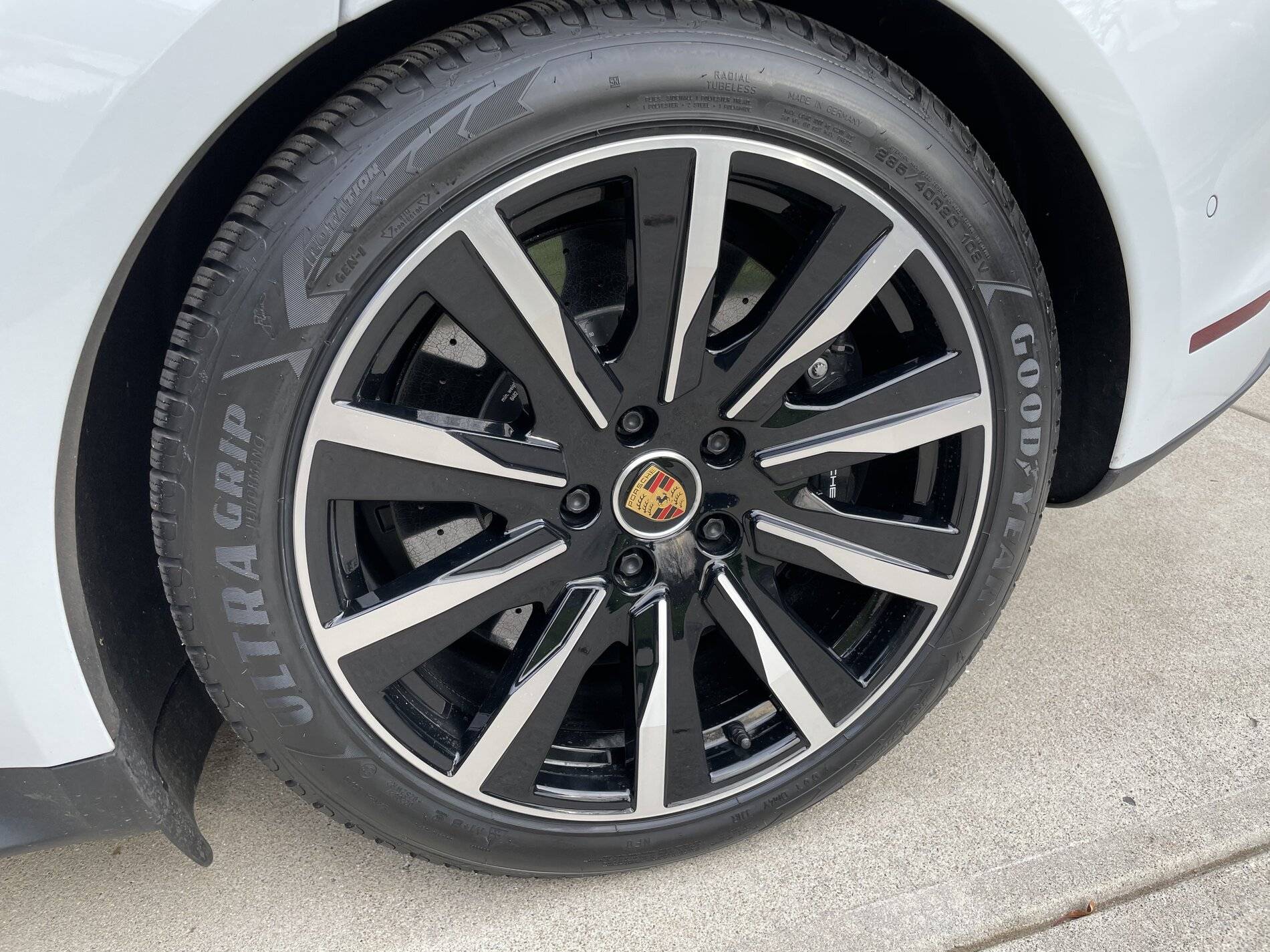 Porsche Taycan Winter Wheels and Tires IMG_0085