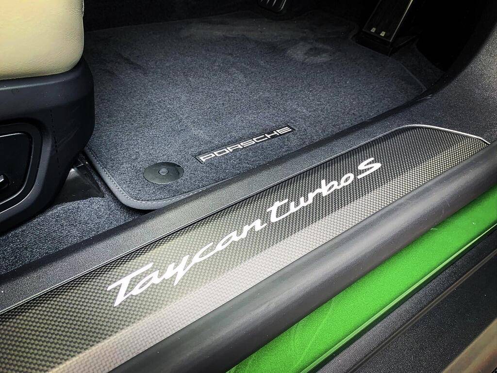 Porsche Taycan MAMBA GREEN Taycan Club 1606832607866