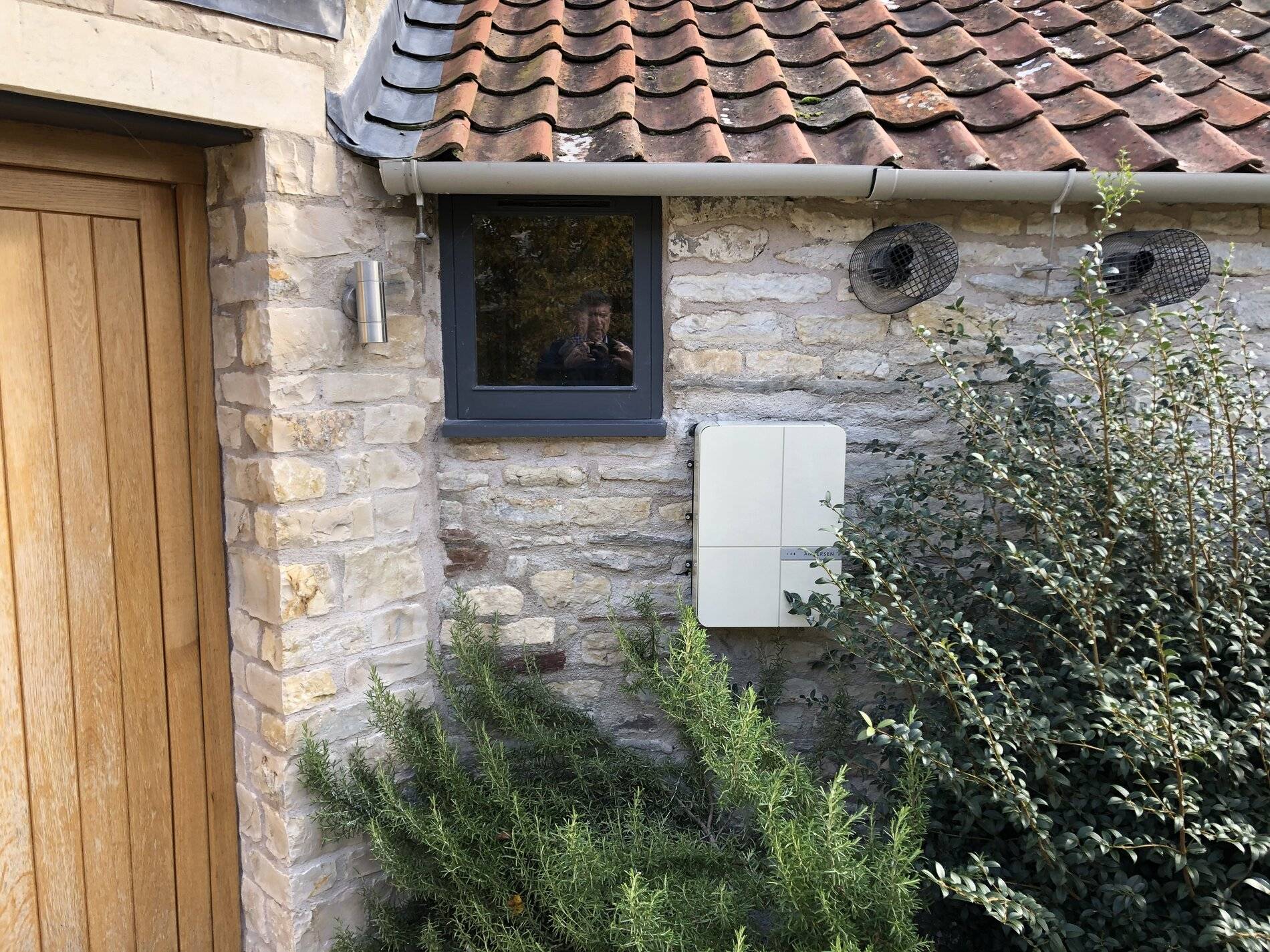 Porsche Taycan Show your home charging setup for your Taycan 365C040C-2FB6-4AC8-863B-31A4E2014FB7