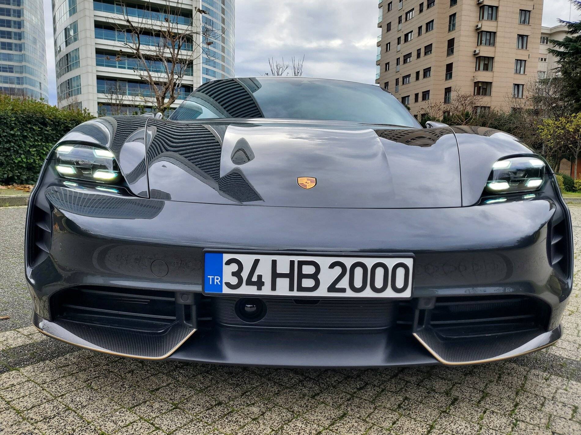 Porsche Taycan Liquid aurum wrap paint on carbon bodykit plus pff ..here some photos of the beast 20201212_143553