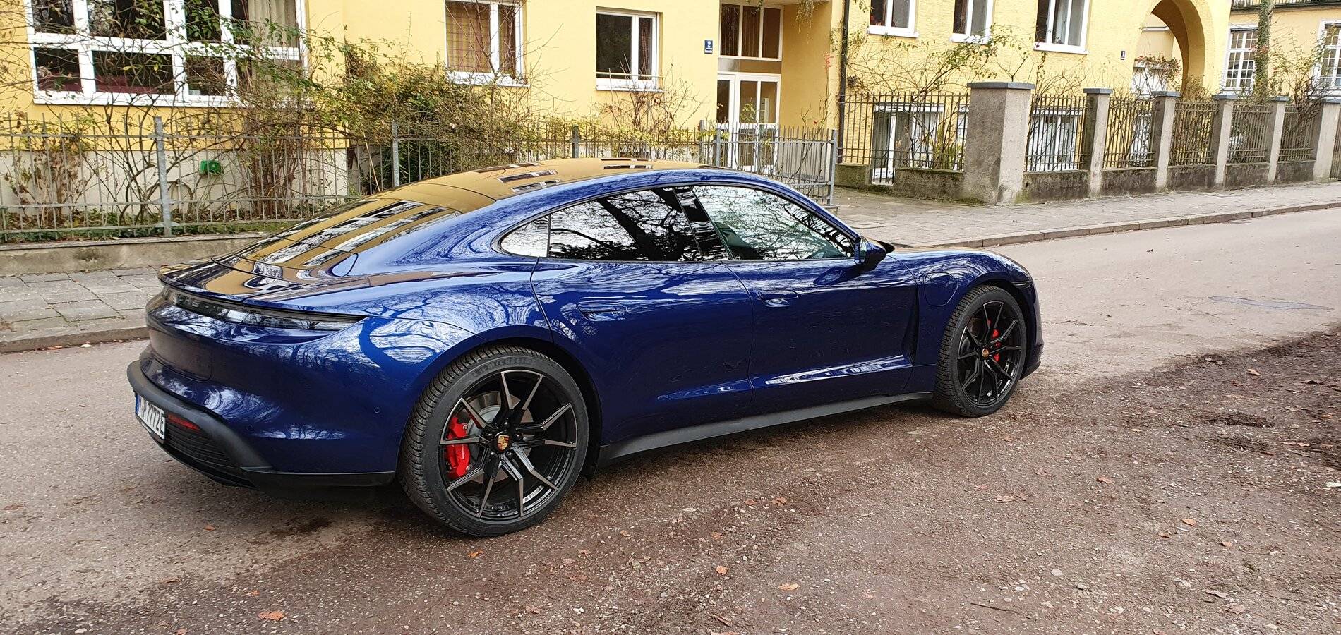 Porsche Taycan 20 inch wheels on a Turbo S?  (Winter Wheels) T4S_Drago_Rear30D