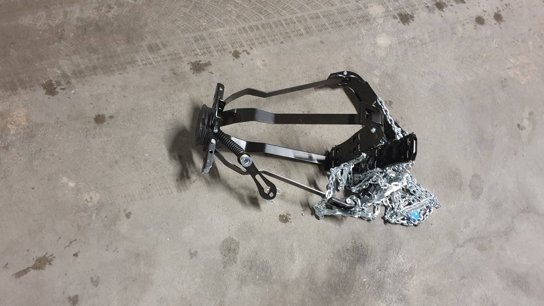 Porsche Taycan Tire Chain - Cost - Why? 20201214_064502