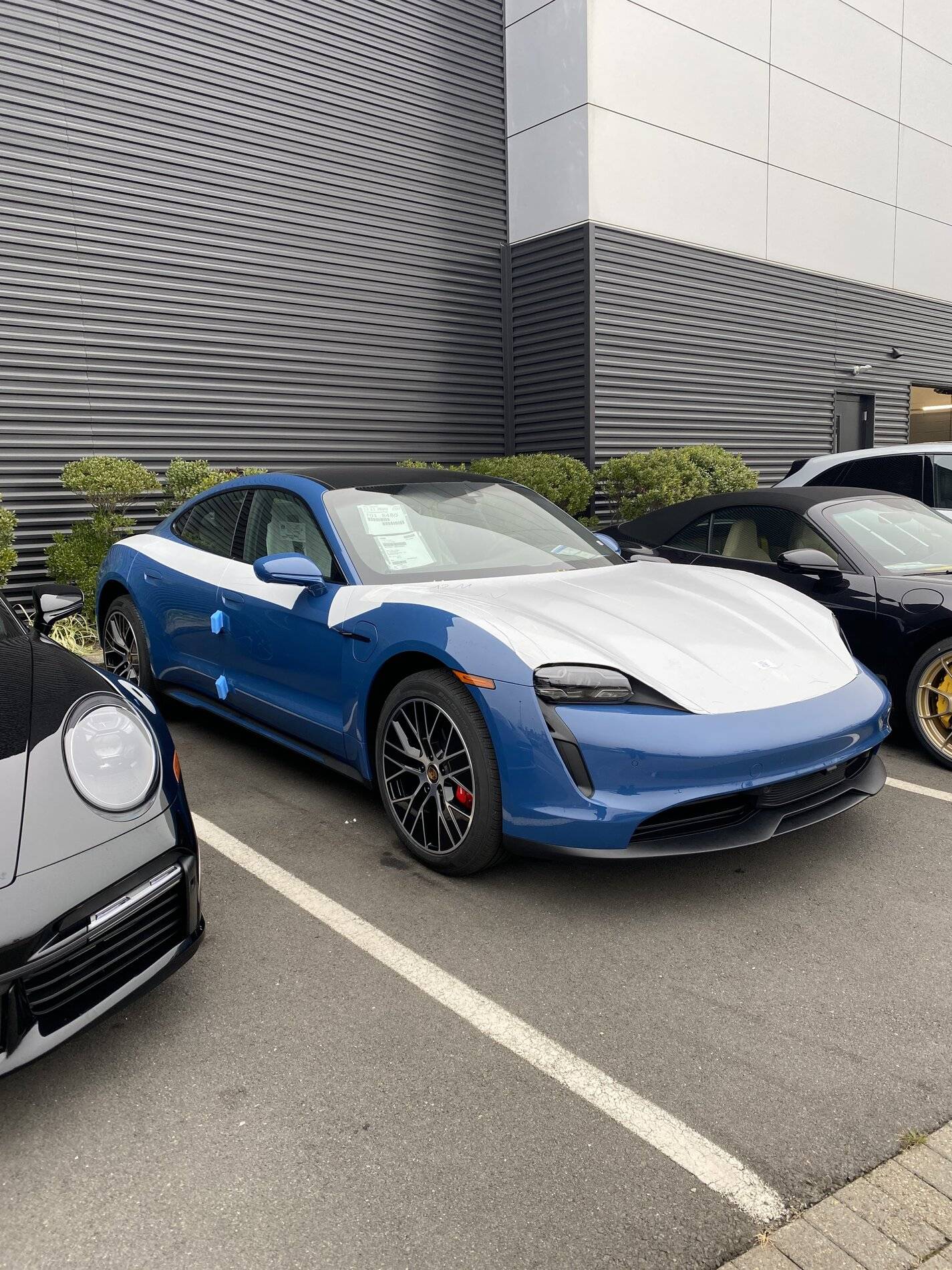 Porsche Taycan NEPTUNE BLUE Taycan Club A91DAB26-2FB9-4F29-88C9-3A02AE951D18