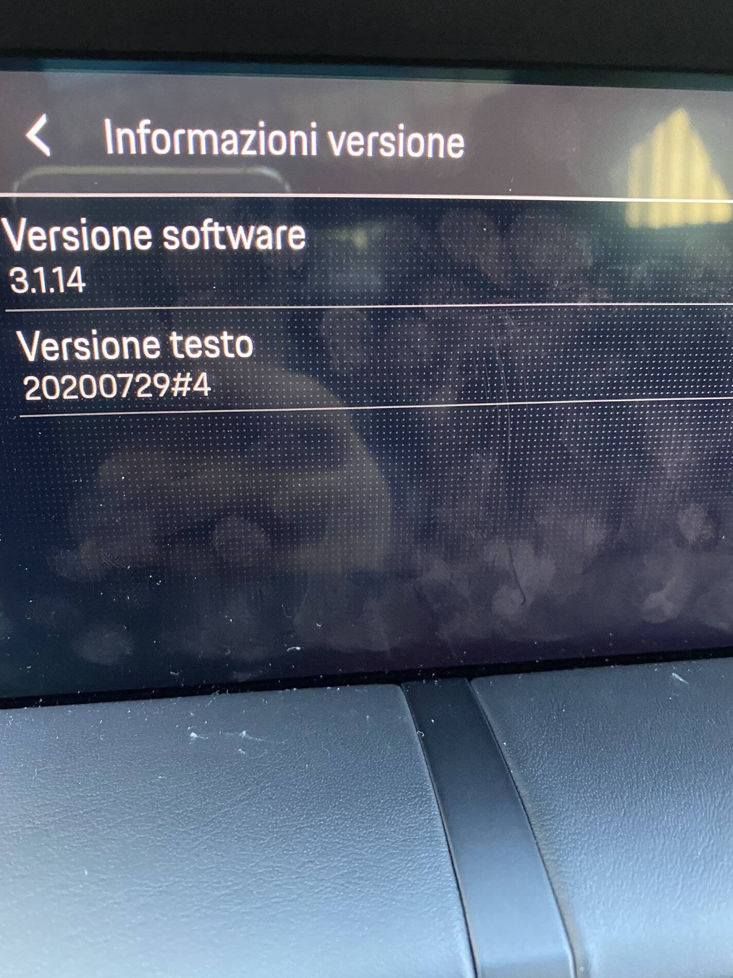 Porsche Taycan Volume control not working or shows -1 1A2921E5-BBCC-44CA-AFAF-11D058B3E196