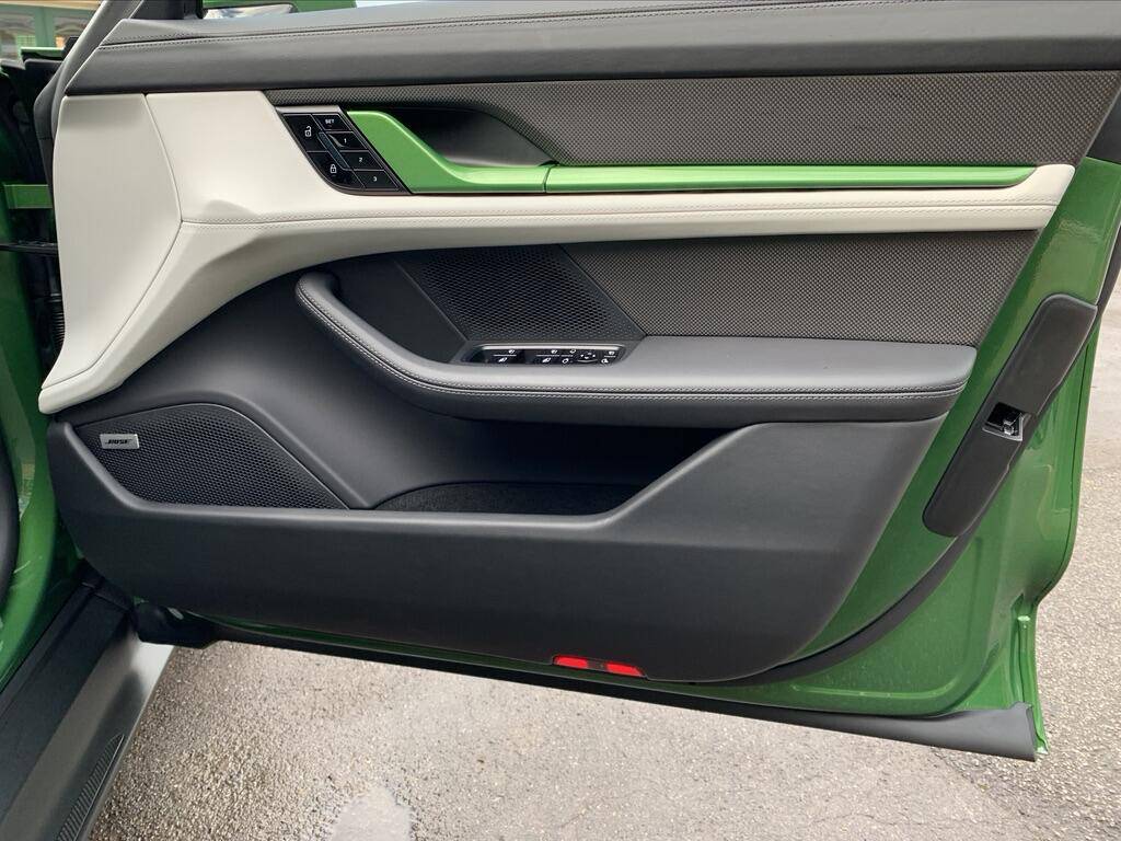 Porsche Taycan Mamba Green Metallic Interior 1608225765345