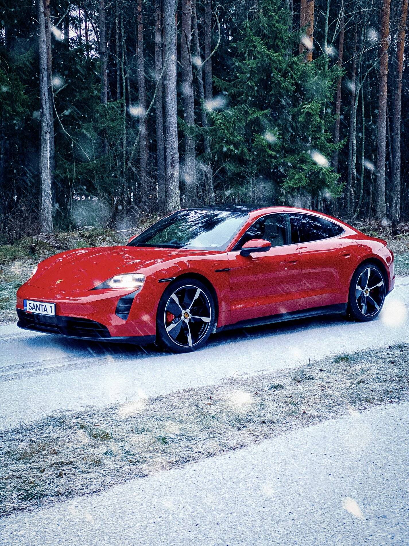 Porsche Taycan Location! Location! Location!  Post Artistic Photos of Your Taycan with Scenery 9FF3760B-215A-4FA1-87ED-4FD5D26B98C6