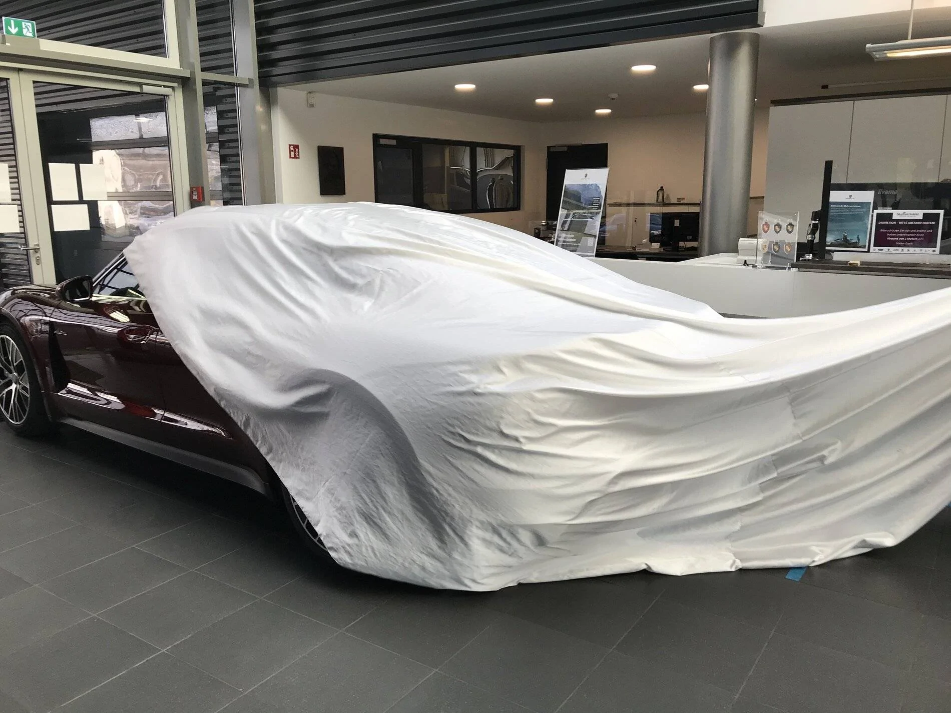 Porsche Taycan December deliveries?? Taycan0