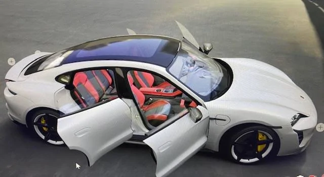 Porsche Taycan Pic of Head Up Display (HUD) & Wireless CarPlay/Charging SEAT-COLOR-1